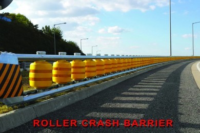 Roller Crash Barrier